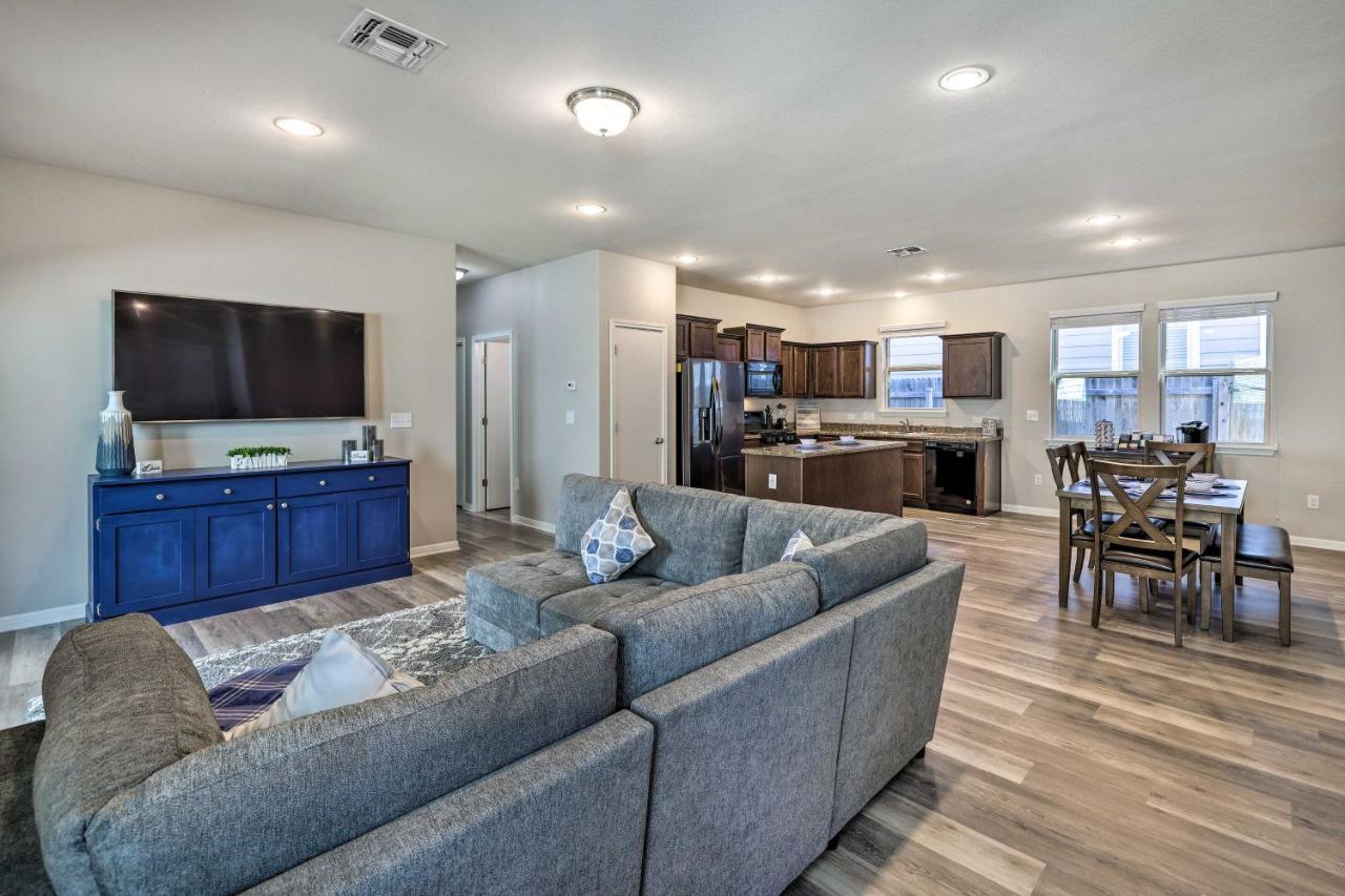 Buda Home With Smart Tv About 19 Mi To Downtown Austin Bagian luar foto