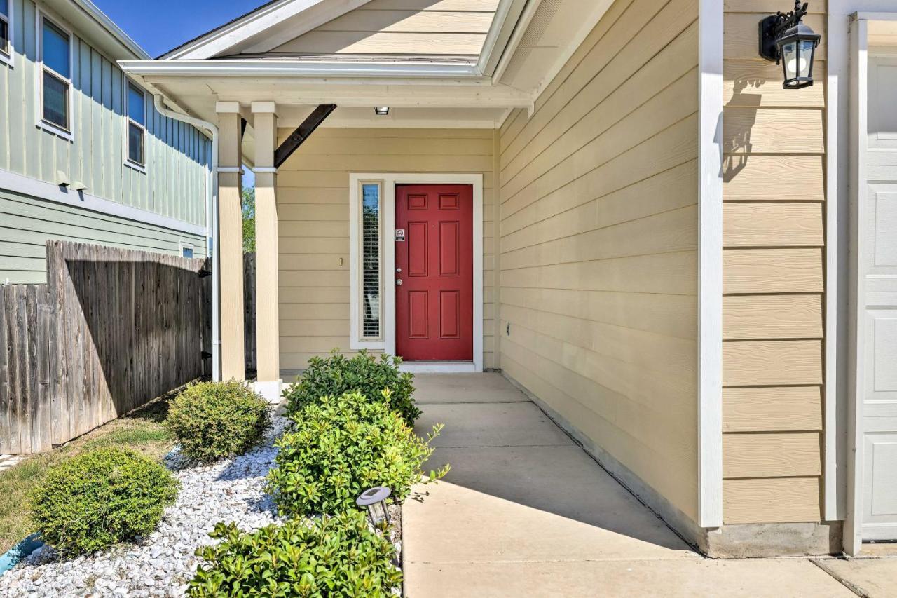 Buda Home With Smart Tv About 19 Mi To Downtown Austin Bagian luar foto